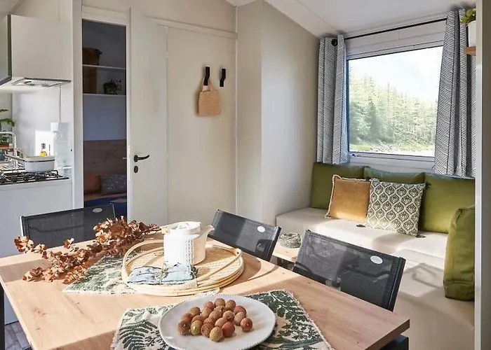 Le Roc Кемпинг *